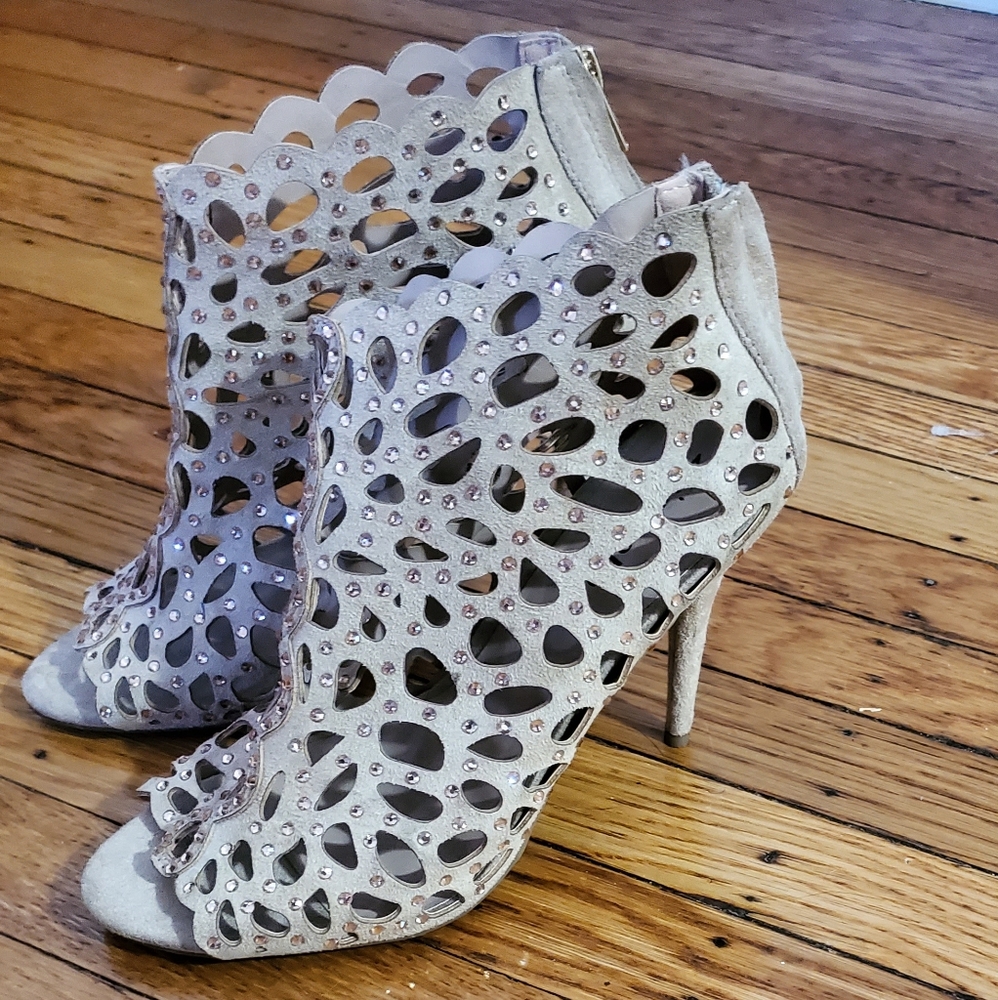 Zigi Soho Dariah open toe studded Caged Booties